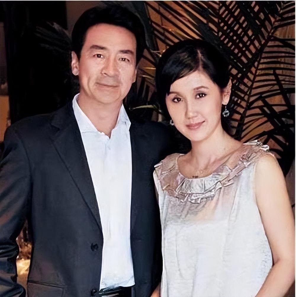 探究情侣关系中的深度连结——做过爱的情人们是否更难分手？