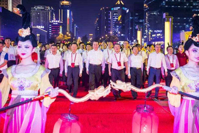 会议接待欢迎词——共创美好未来之旅的启程仪式