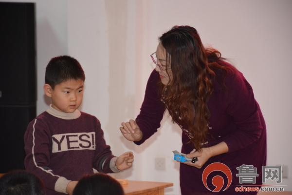 大班语言说课稿，探索故事世界，激发幼儿的语言潜能