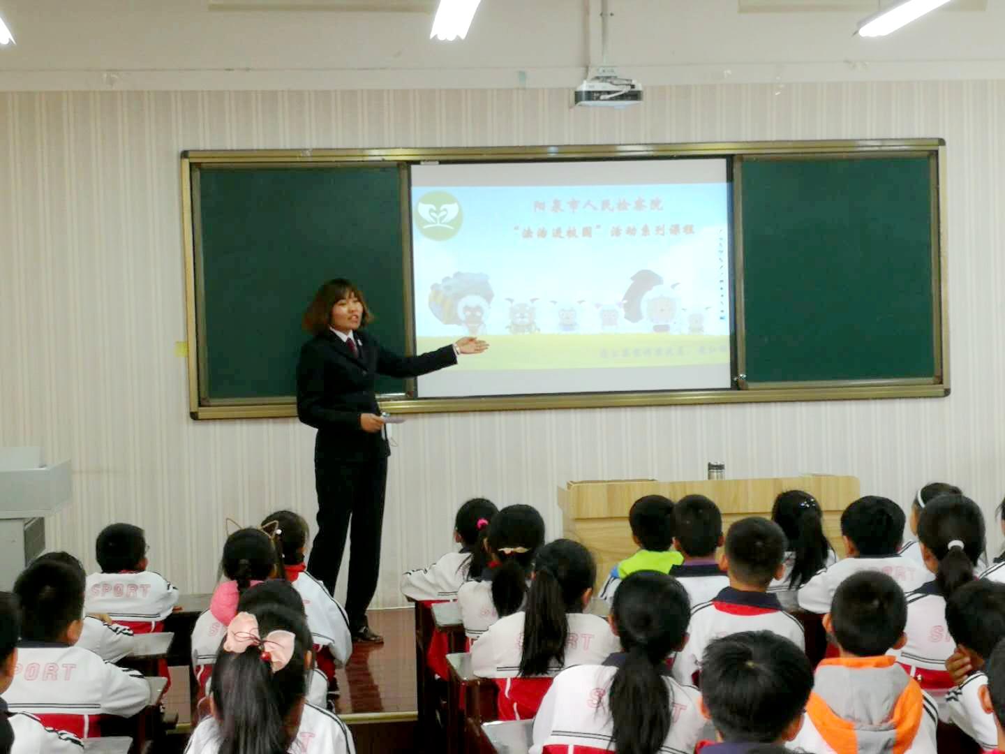 全神贯注教学设计，打造高效、互动与启发性的课堂环境