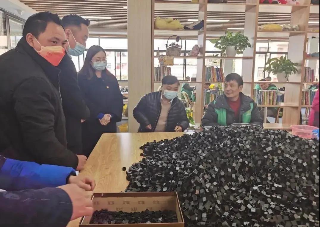 清月聊无痕 第28页